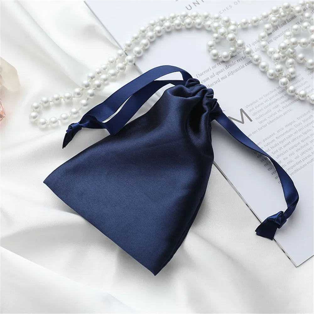 Dream : Masque de Nuit Personnalisé, Prénom Brodé ou juste Soie Douce