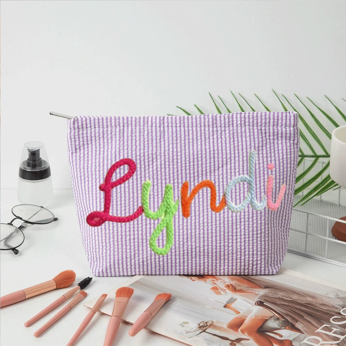 Brodé : trousse de maquillage personnalisé ou non
