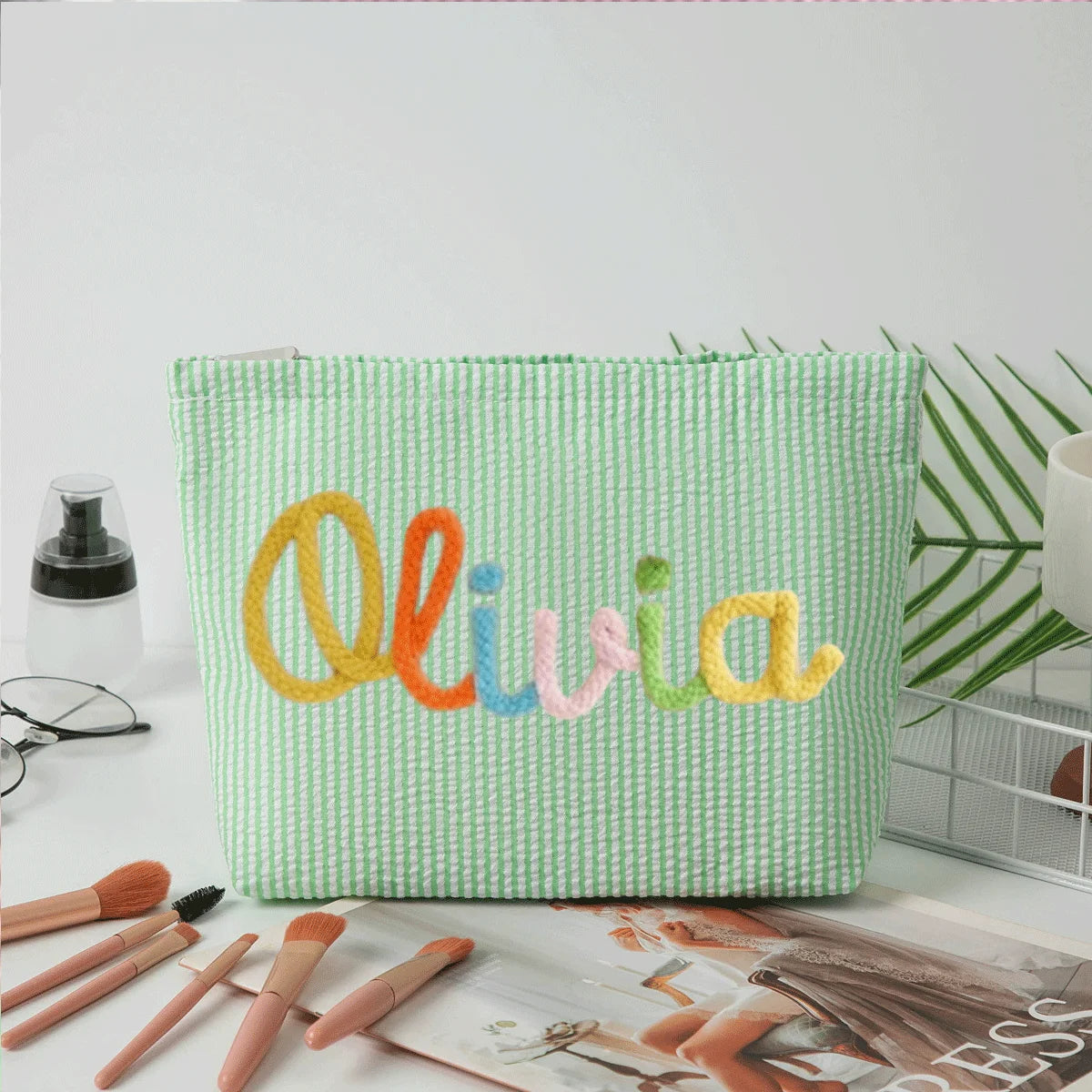 Brodé : trousse de maquillage personnalisé ou non