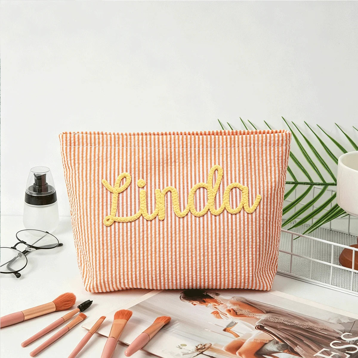 Brodé : trousse de maquillage personnalisé ou non